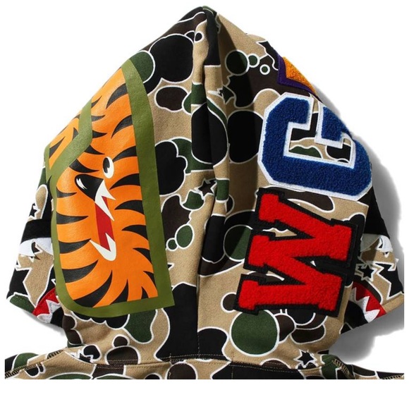BAPE sta camo shark zip hoodie - Picture 3 of 3